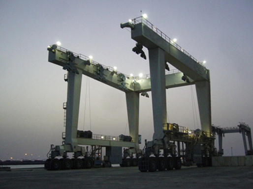 reliable 500 ton travel lift