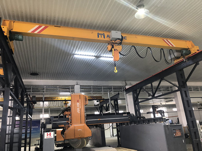 single girder crane