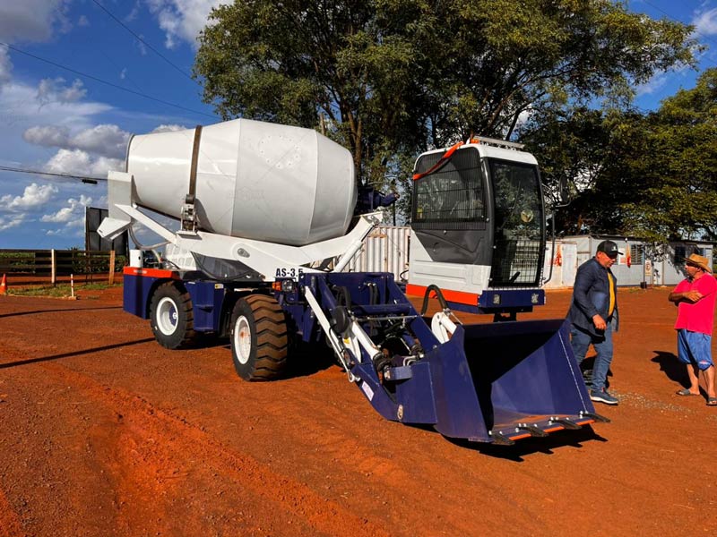 Self-Loading Concrete Mixer Affordable Price in Latin America